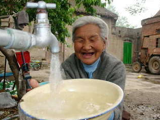 如何讓農(nóng)村飲水從有水用,到有好水用?