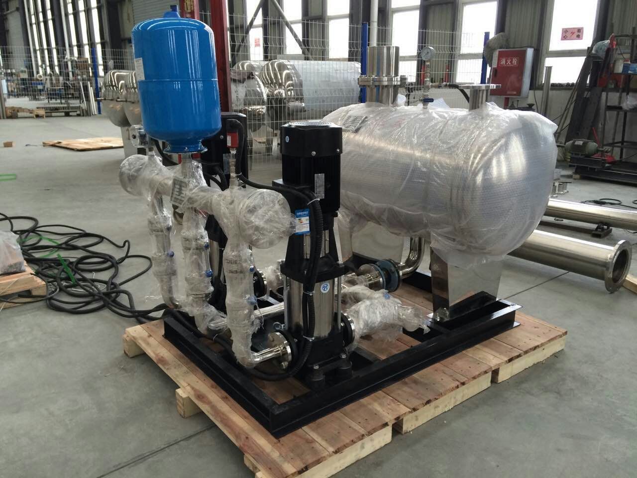 如何選擇二次供水設(shè)備中水泵類(lèi)型?