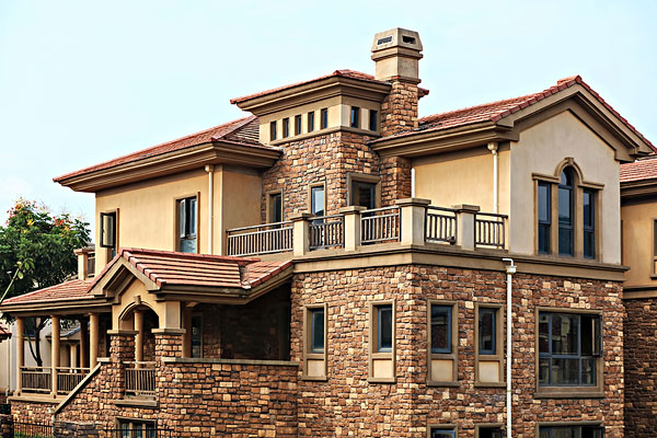 對噪音要求高的別墅區(qū)超靜音供水設備