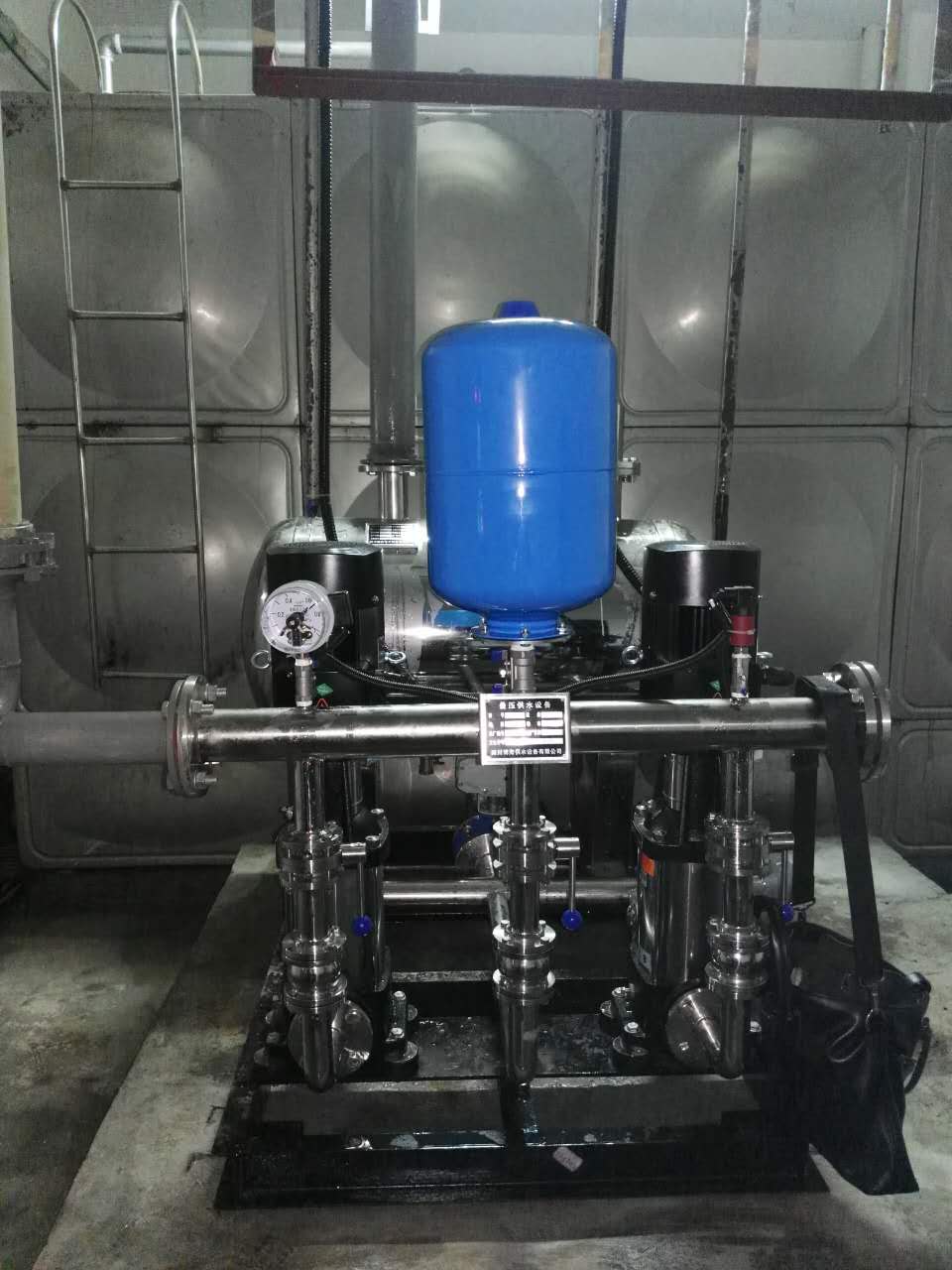 高區(qū)差量補償箱式無負壓供水設(shè)備如何